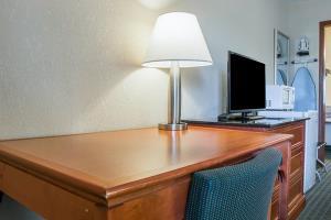 Hotel Rodeway Inn Grand Haven