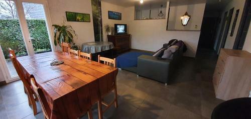 1 Chambre + Espaces Communs Montfaucon.