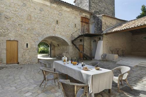 Bed & Breakfast Chateau De Montfroc