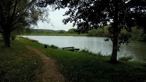 Chalet Du Lac Piscine � 5 Minutes de Disney Tgv Rer