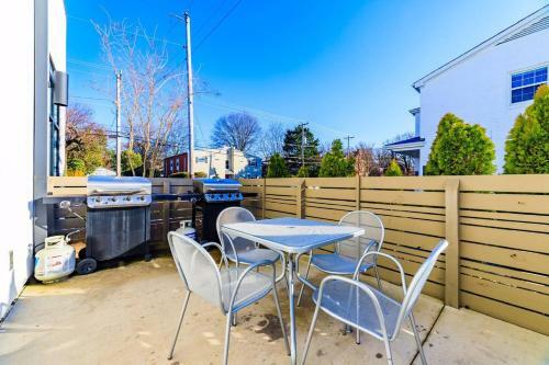 Apartamento Carytown Living With *pool And Gym*