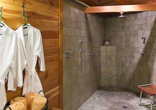 Lodge Stormking Hotel