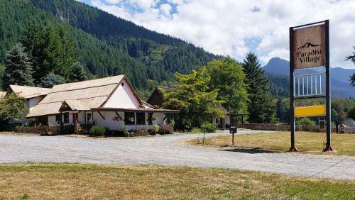 Hotel Paradise Village