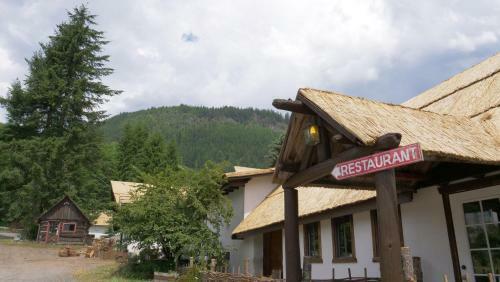 Hotel Paradise Village