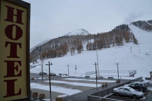 Hotel H�tel Alpis Cottia