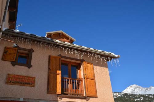Hotel H�tel Alpis Cottia