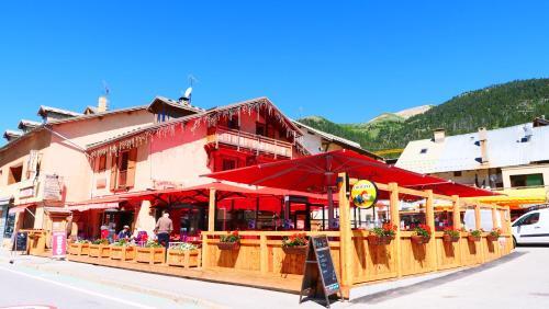 Hotel H�tel Alpis Cottia