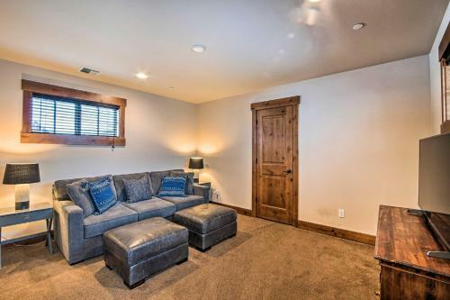 Upscale Suncadia Chalet With Hot Tub Ski, Golf