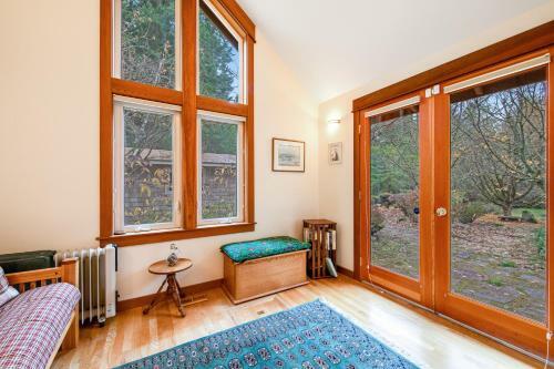 Bainbridge Island Retreat