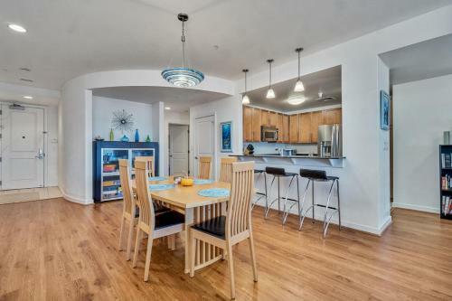The Sanctuary - Delfino Bella 306a