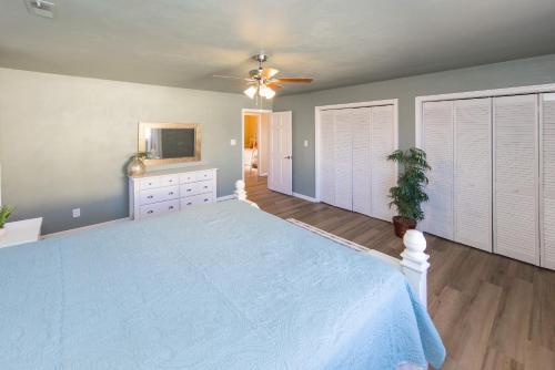 Dolphin Bay Home