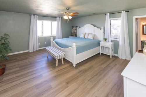 Dolphin Bay Home