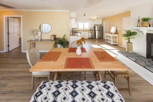 Dolphin Bay Home