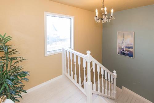 Dolphin Bay Home