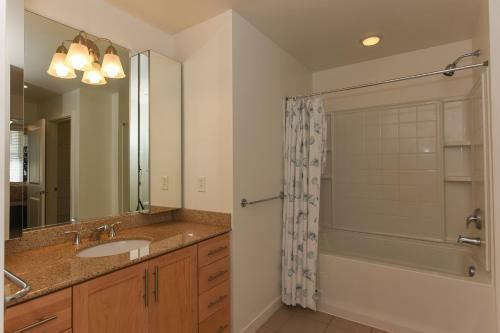 The Sanctuary - Sandbridge Retreat 222a
