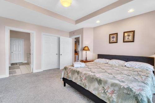 The Sandbridge Dunes - A Beach Delight 116