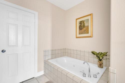 The Sandbridge Dunes - A Beach Delight 116