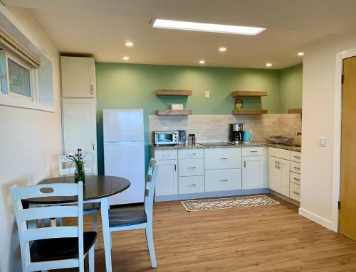 290 Sunny Side Island Retreat