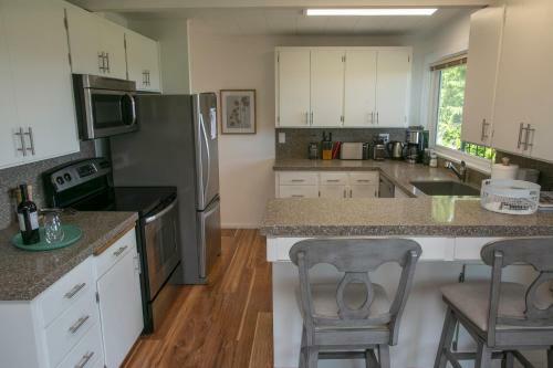 290 Sunny Side Island Retreat