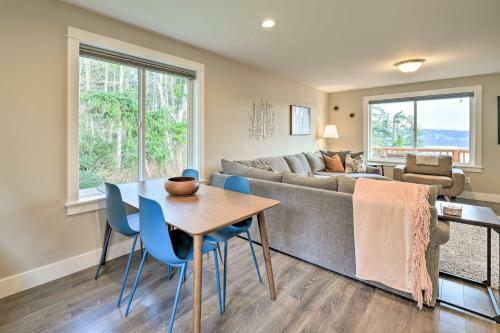 Spacious Whidbey Island Home With Water Views