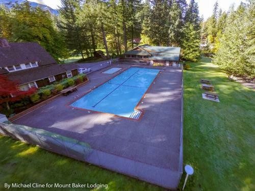 69sl - Upscale - Hot Tub - Wi-fi - Bbq - Sleeps 8 Cabin
