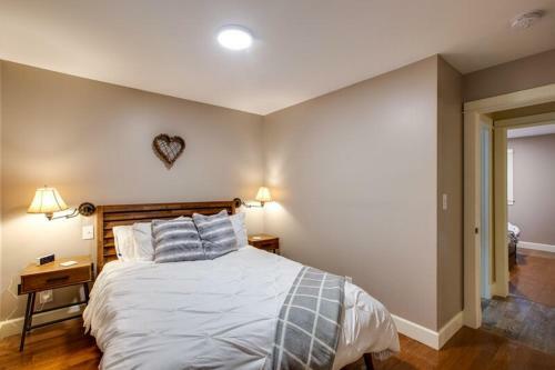 69sl - Upscale - Hot Tub - Wi-fi - Bbq - Sleeps 8 Cabin