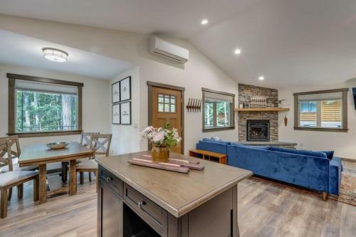 50gs - Newly Built - Wifi - Hot Tub - Sleeps 4