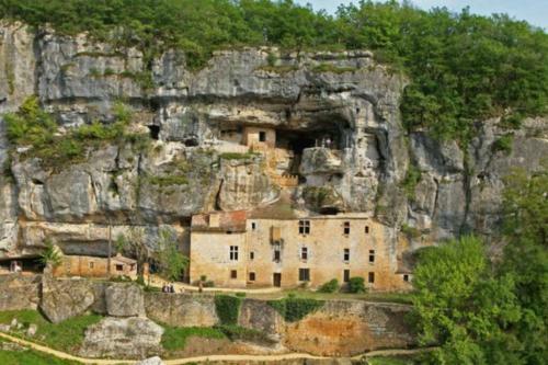 Vue Sur Les Toits De Montignac