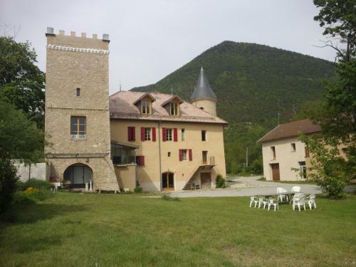 Bed & Breakfast Chateau Du Terrail