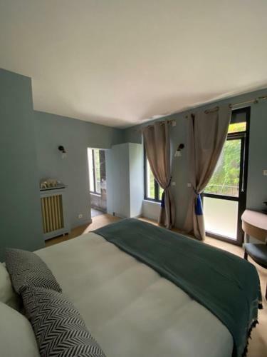 Hostal La Villa Aubin Belle Demeure Avec Vue Sur Paris