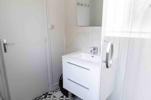 Apartamento Superbe Appartement Avec Parking Ferm� Gratuit .