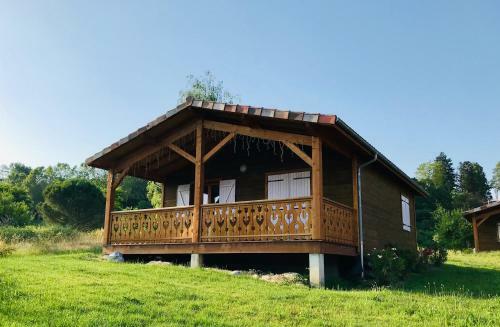 Les Chalets Montr�jeau