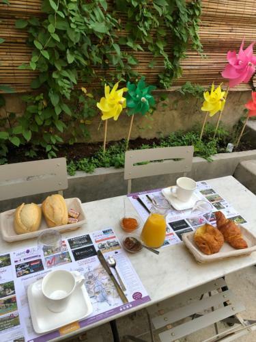 Hostal Les Chambres Du Montr�al