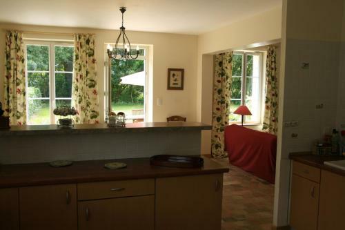 G�te Du Moulin De Montr�sor