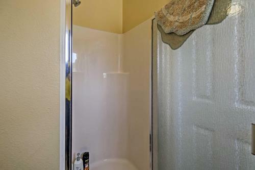 Apartamento Summit Lake Escape With Shared Dock And Kayaks!