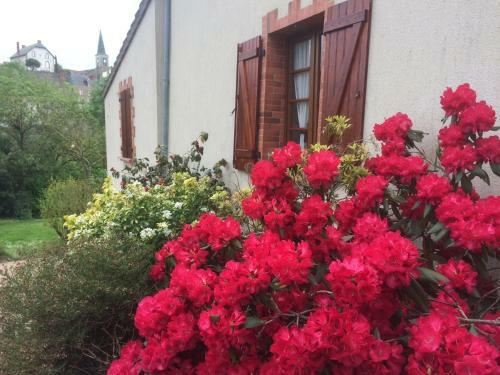 La Maison D'a C�t�