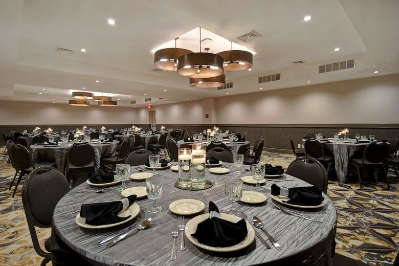 Hotel Holiday Inn St. Louis-airport