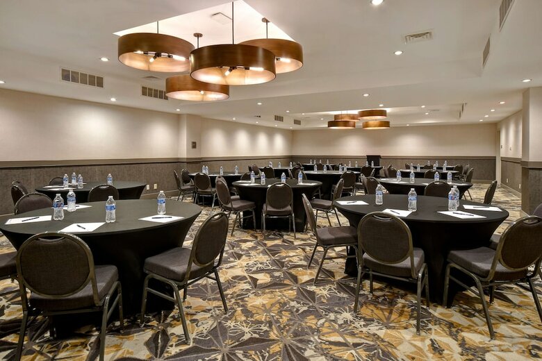 Hotel Holiday Inn St. Louis-airport