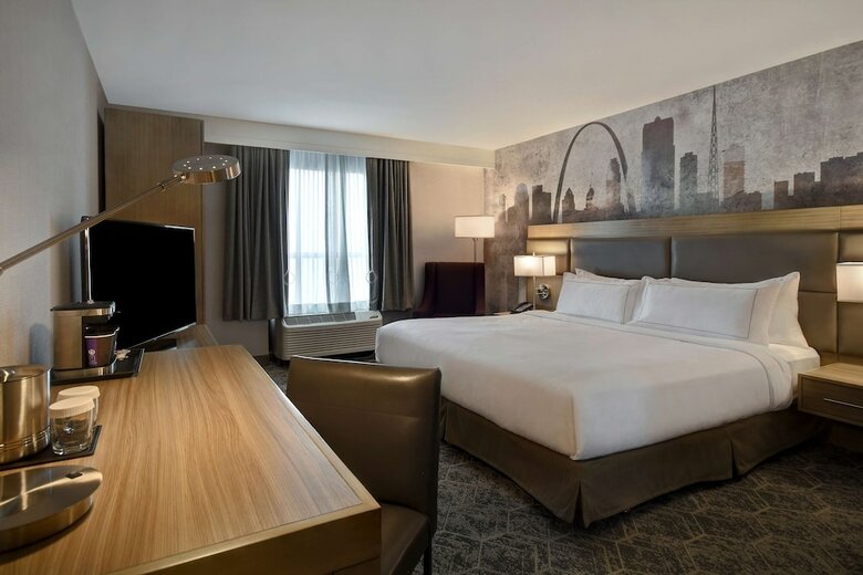 Hotel Holiday Inn St. Louis-airport