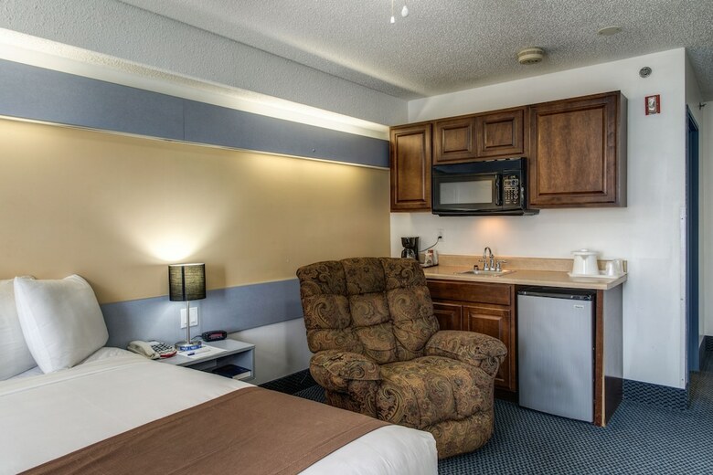 Hotel Mt. Pleasant Inn & Suites