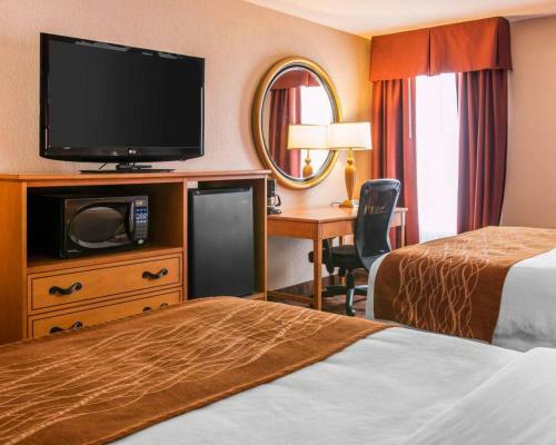 Hotel Comfort Inn & Suites And Conference Center