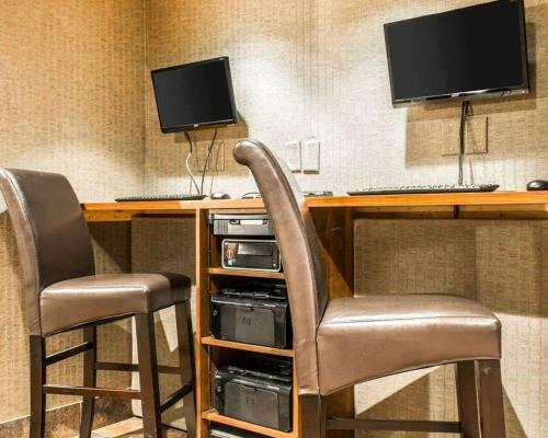 Hotel Comfort Inn & Suites And Conference Center