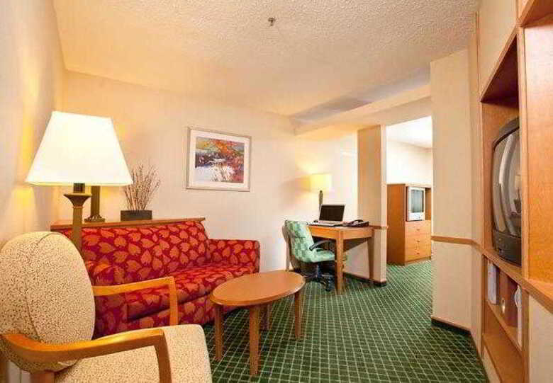 Hotel Fairfield Inn & Suites Mt. Pleasant