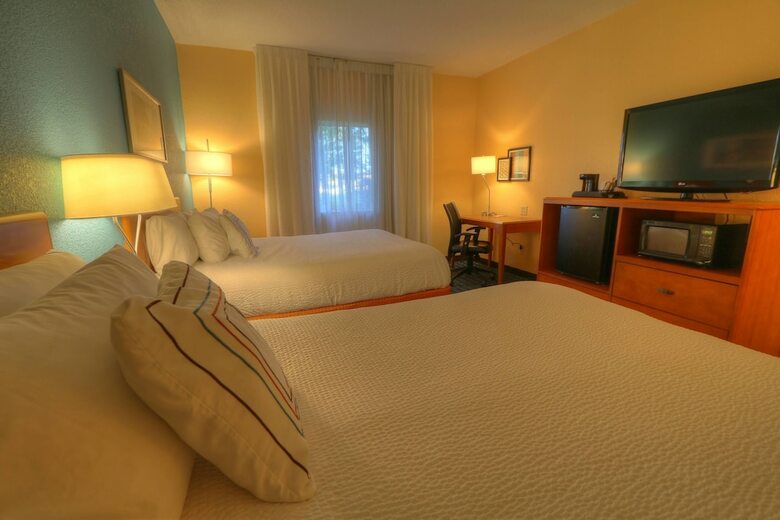 Hotel Fairfield Inn & Suites Mt. Pleasant