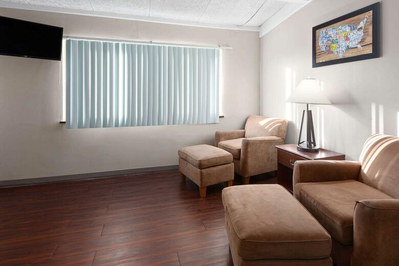 Hotel Econo Lodge Bay City