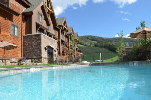 Hotel Village Center