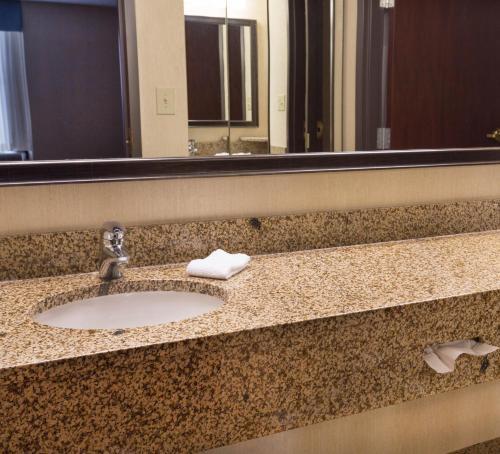 Hotel Drury Inn & Suites Troy