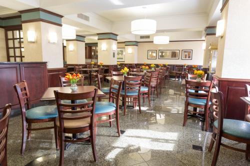 Hotel Drury Inn & Suites Troy