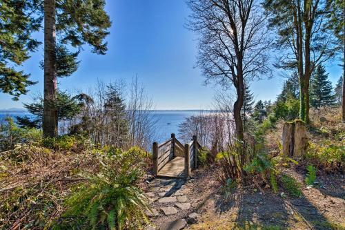 Kingston Home With Deck - 5 Minutes To Private Beach