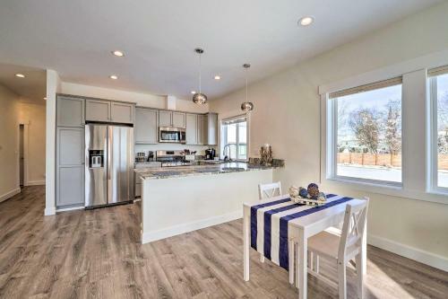 Apartamento Bright La Conner Getaway With Mountain Views!